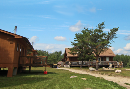 Private Cabins Budd's Gunisao Lake Lodge Trophy Walleye Northern Pike Fishing Manitoba Canada