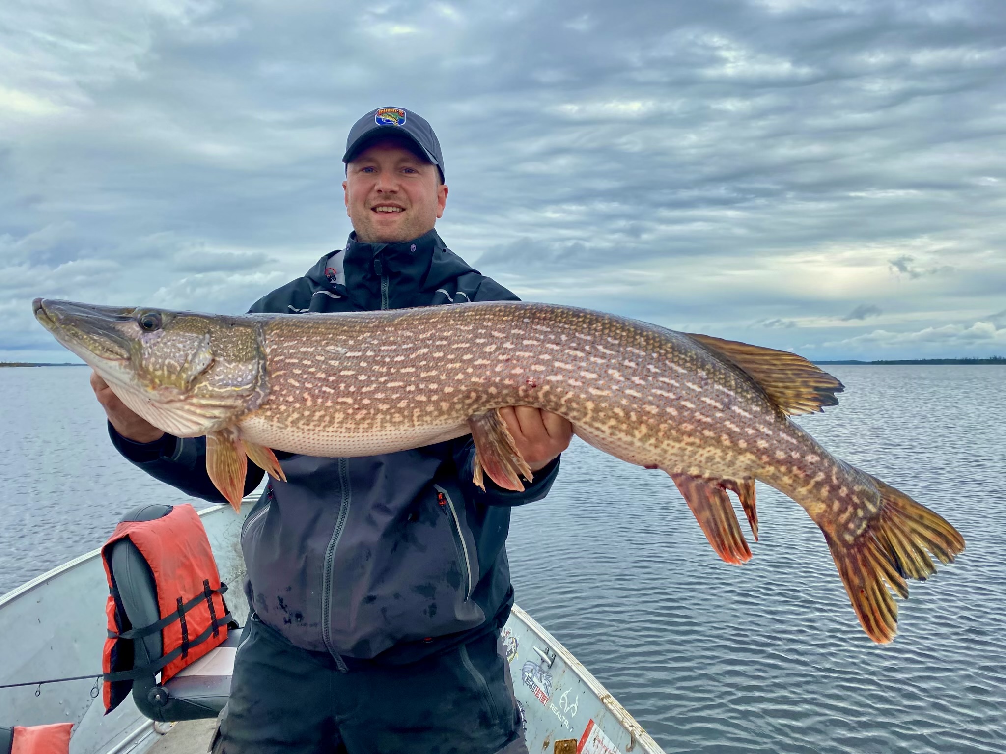 Trophy Fishing  Budd's Gunisao Lake Lodge